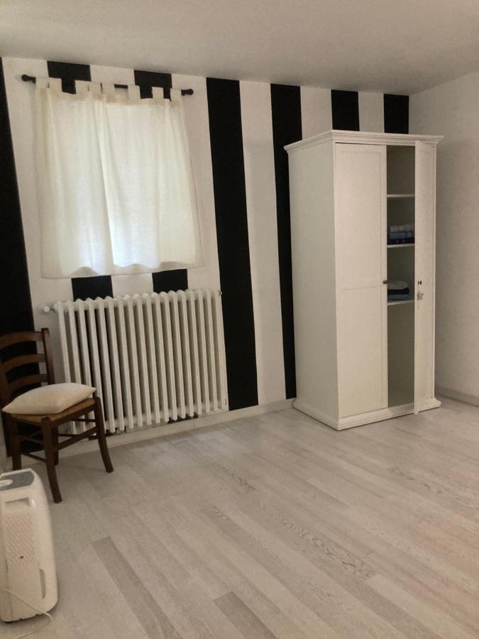 Вілла La Casa Di Noah Веноза Екстер'єр фото